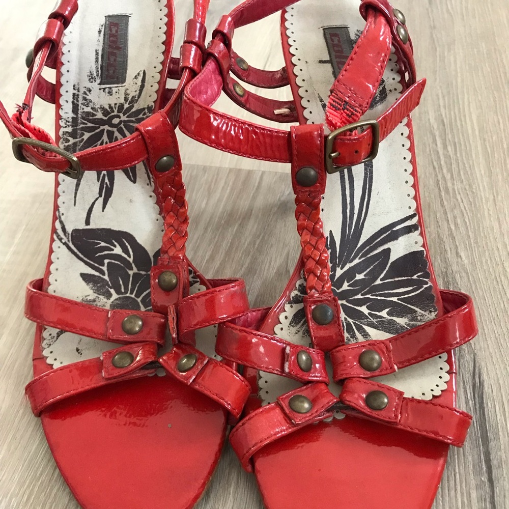 Vintage Patent Strappy Sandals